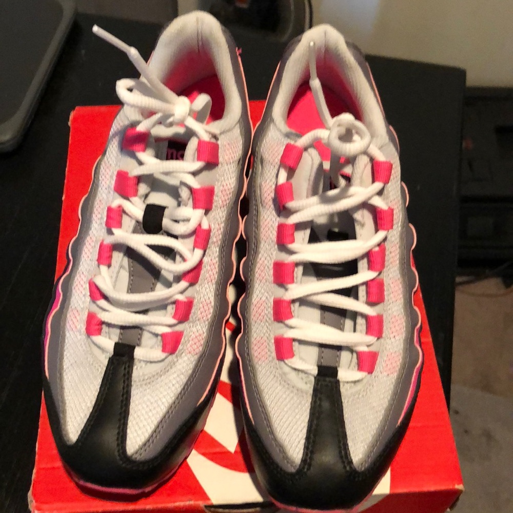 Girls Nike shoes